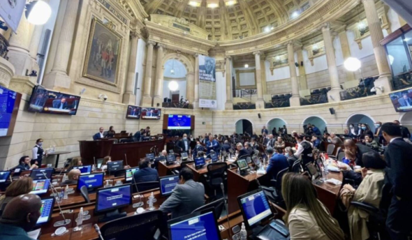 Senado debate reforma a la Ley 30: más presupuesto para la universidad pública